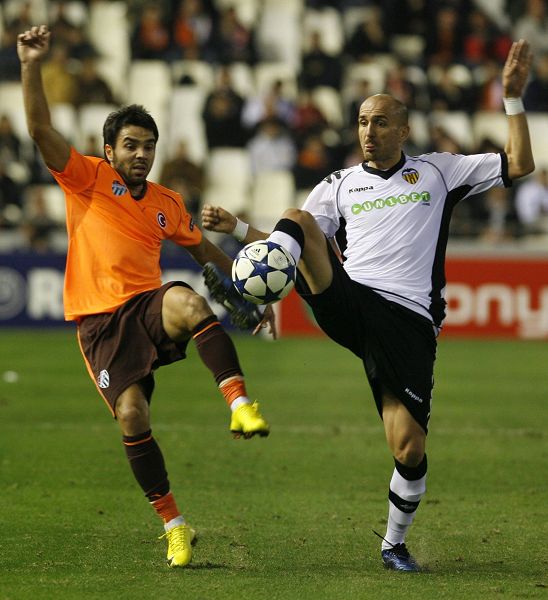 九游体育通用版冲刺阶段瓦伦西亚手感冰凉：欧冠节点到来，质疑声仍在，医务组通报恢复的简单介绍